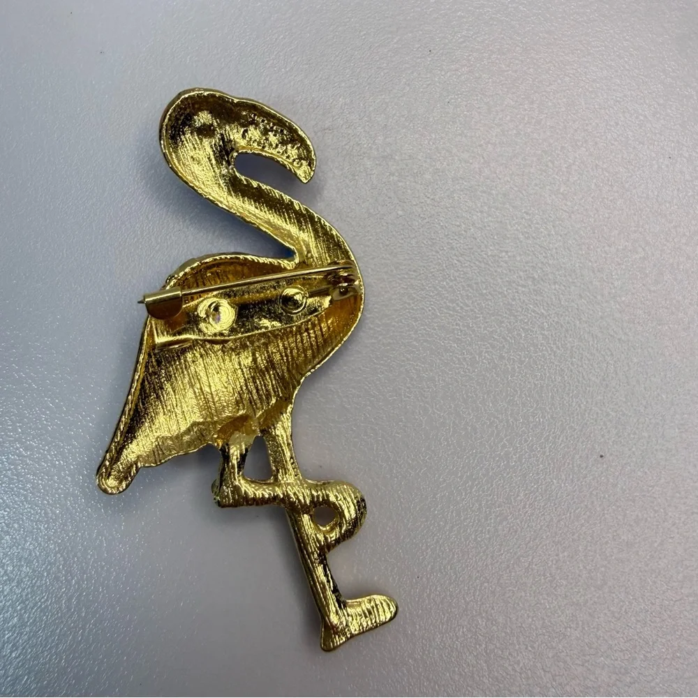 🐇🐣🌷Blue, Aqua and White Enamel Flamingo Brooch on Gold Tone Metal w/Rhinestones